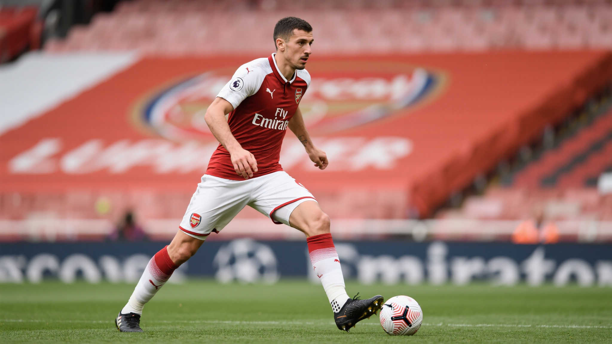 米兰与勒沃库森正式展开扎卡转会谈判 效力于阿森纳时期,格拉尼特·扎卡以出色的大局观、精